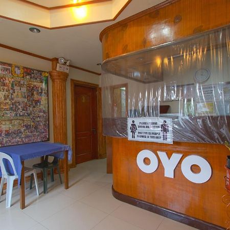 Oyo 788 Lisa'S Guesthouse Moalboal Bagian luar foto